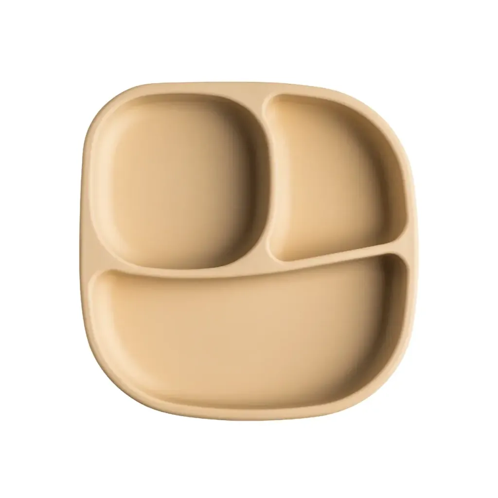 Hegen_Mealtime_Set_Divided_Suction_Plate_Silicone_Taupe.jpg