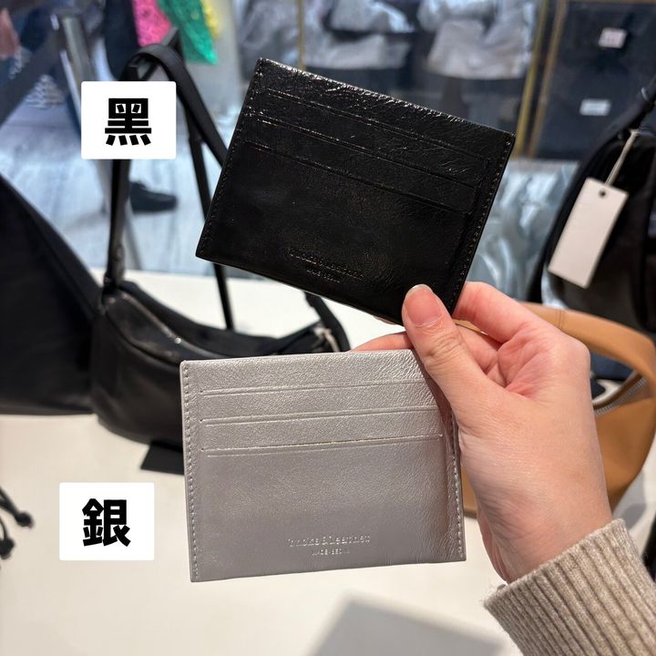 0B9882EB-55EB-4D9A-B0A0-3C69DB82C696