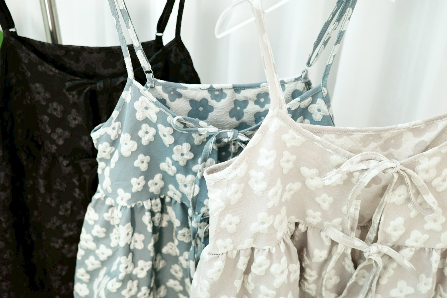 37BF37EC-1B60-439A-9EB7-C6F8DE9712CD