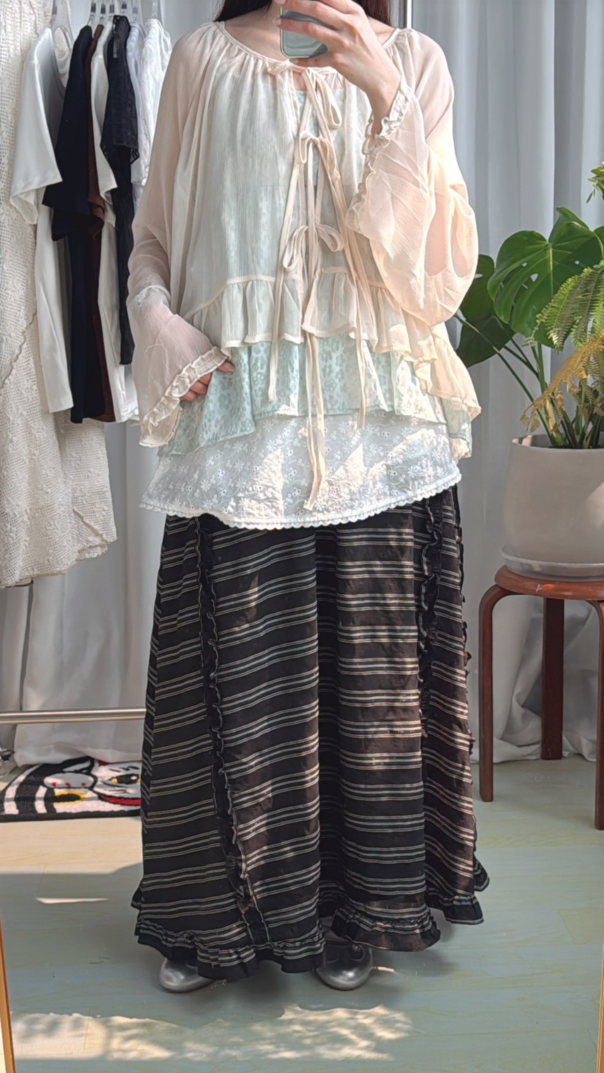 3B1EBA68-433B-4831-B27C-035C06F70442