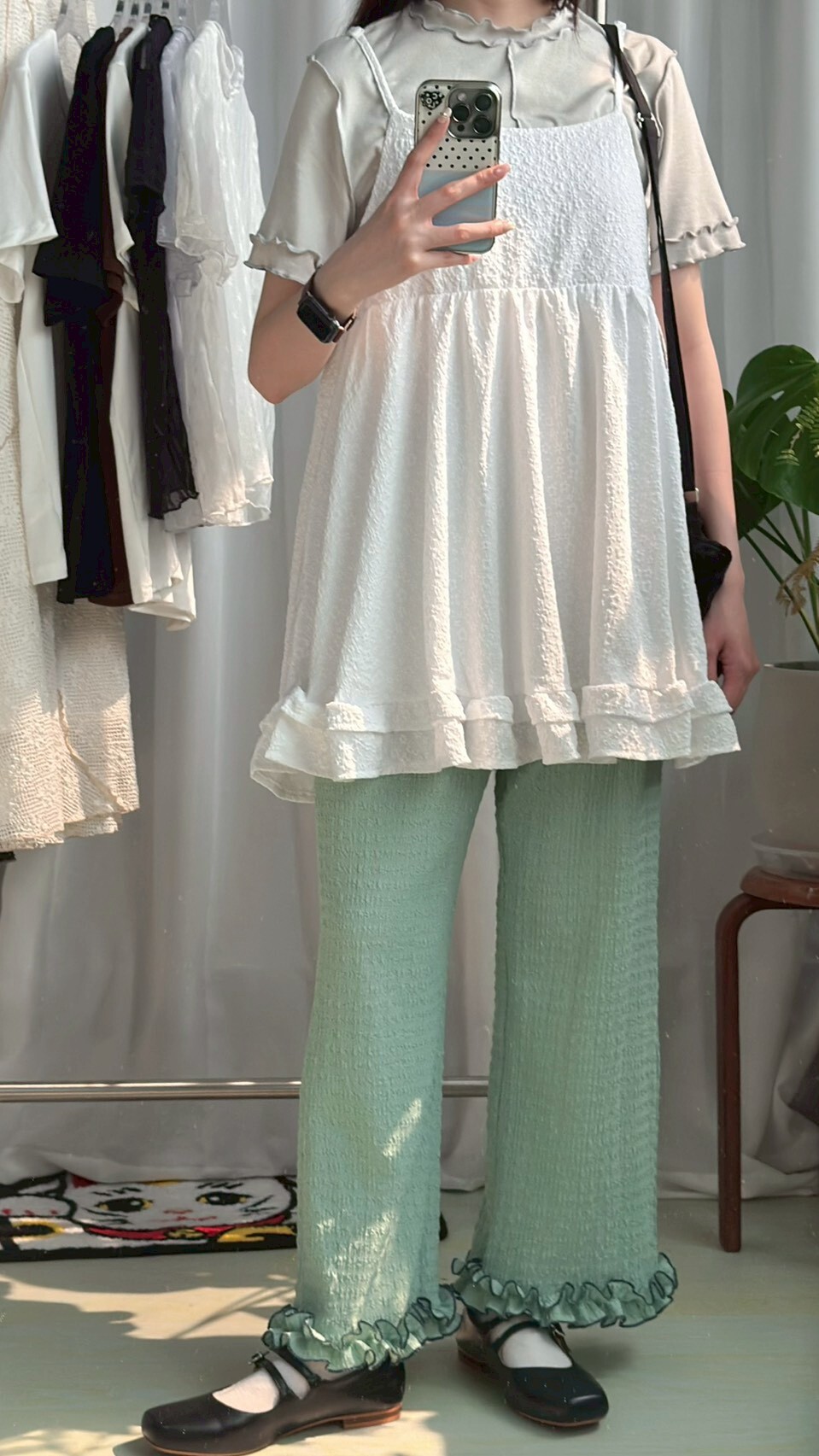 1C6D2EB0-24EB-4C64-AA1C-59B4D0F77850