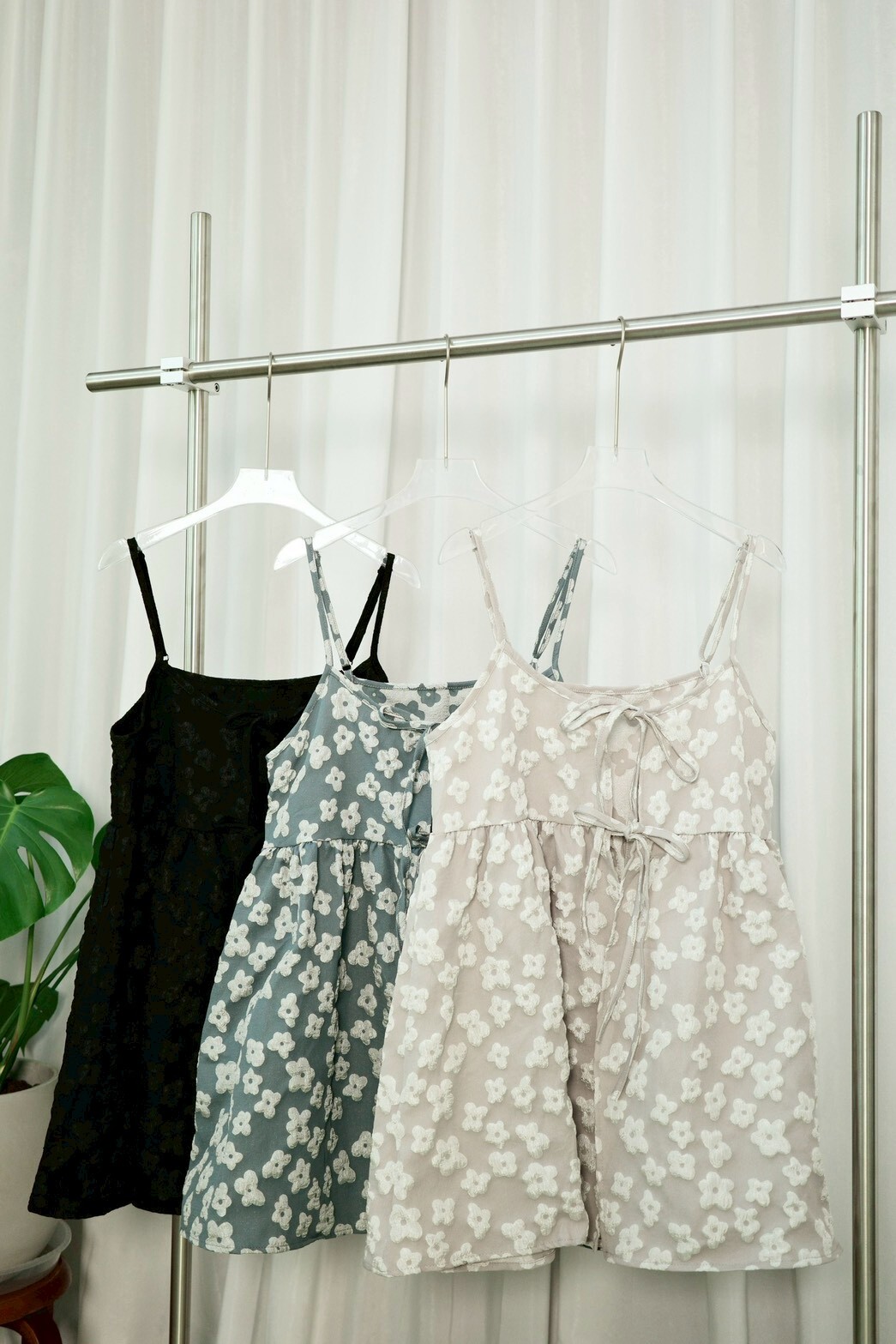 E085A0E1-9CB7-4E45-9476-39FA1596986A