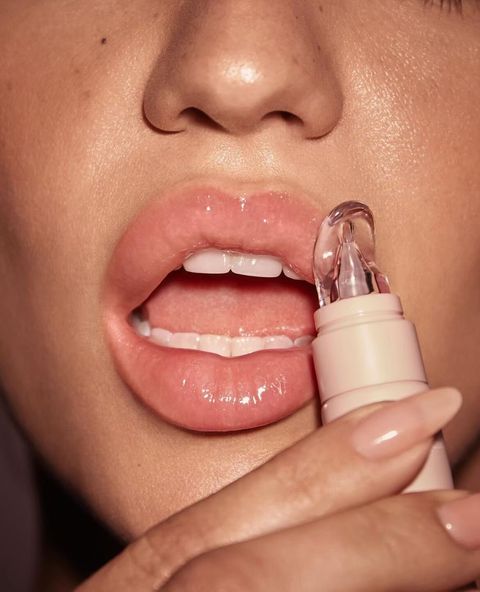 B3345E1C-4556-4C7A-929A-FEF9BACDCE3B