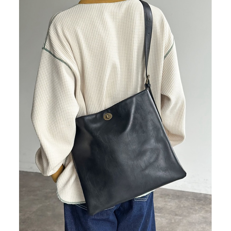 tw-11134207-7rbk7-m92xhig46w2vaa