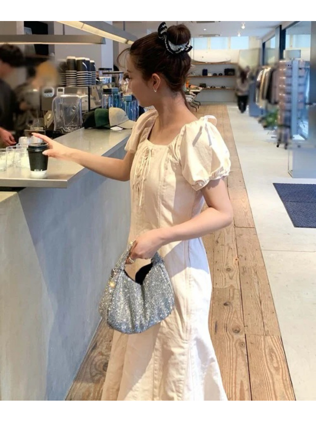 tw-11134207-7ra0g-mbt5dolzrsiyd4