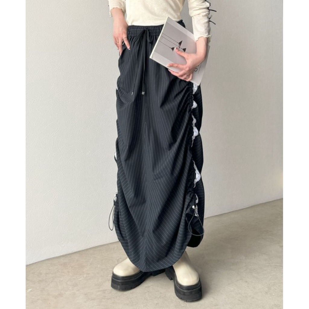 tw-11134207-7ra0l-mc9azkz4weajd1