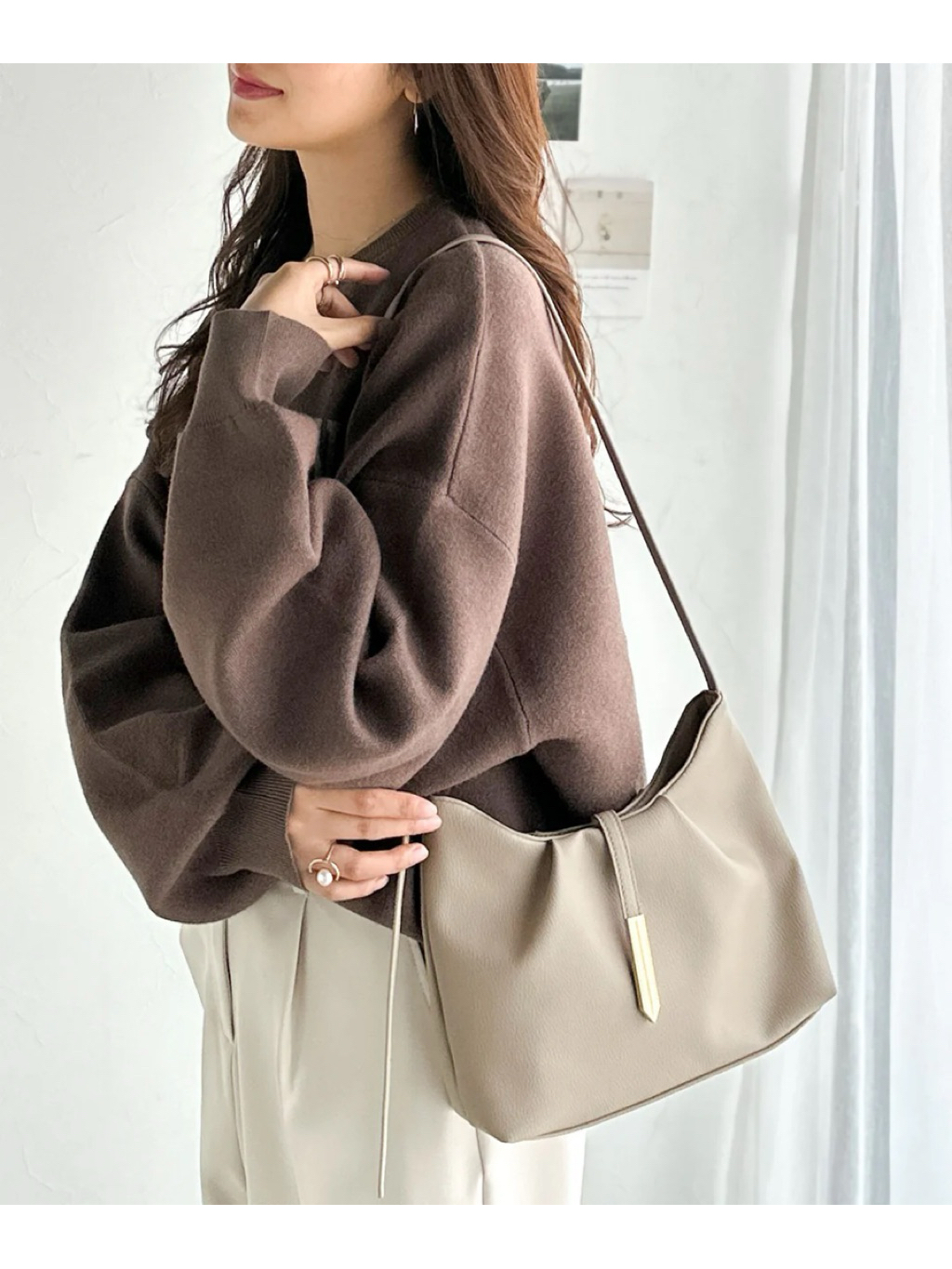 tw-11134207-81ztl-mev1f1zh8j5u4b