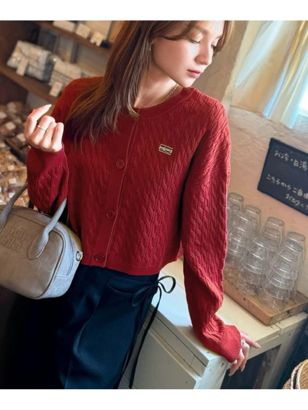 tw-11134207-81ztm-mf7ta3p2gydq90