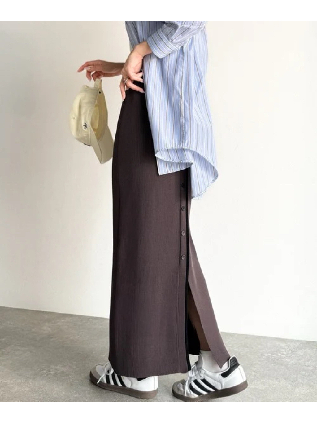 tw-11134207-81ztf-mf8b2kk5zklna9