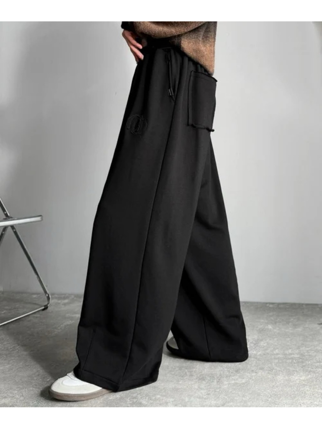 tw-11134207-81ztm-mg83dle8hgy4a8