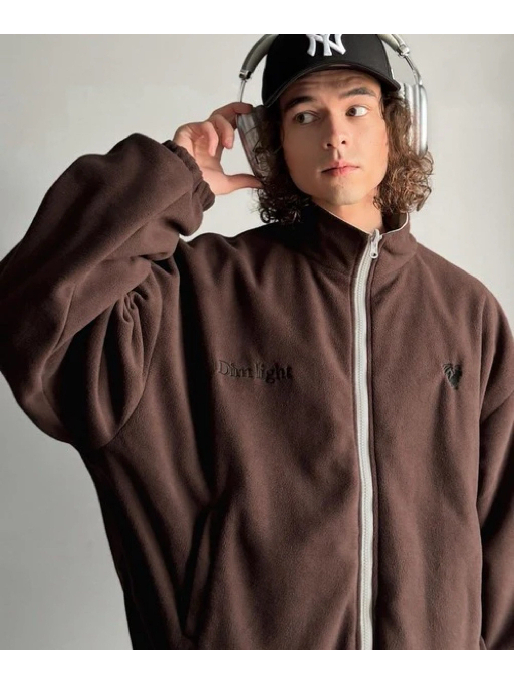 tw-11134207-81ztq-mg8a8qne17v1ef