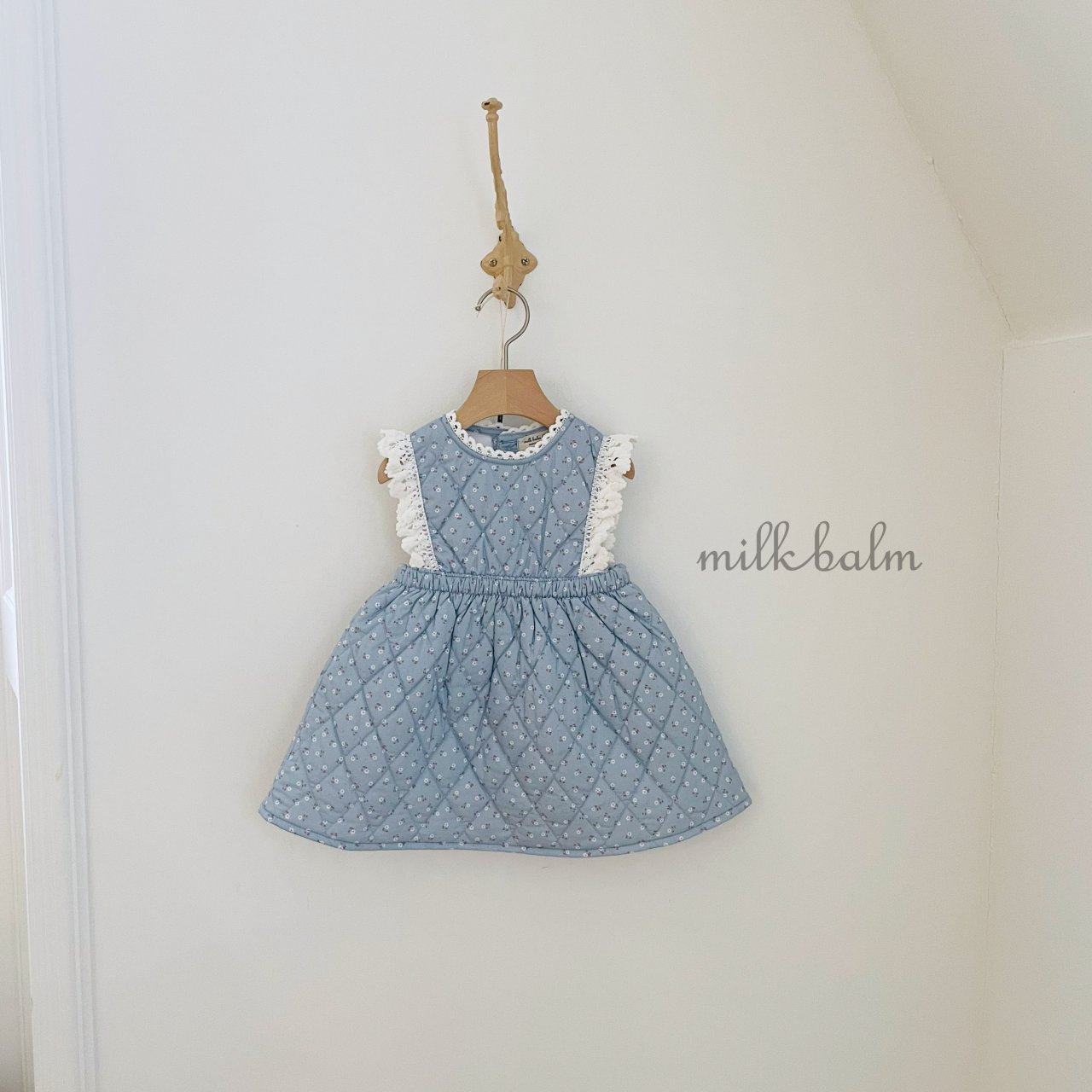 73816bf68703727fe6926511b346fdff