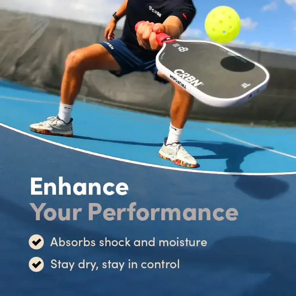 CRBN_SecondaryImages_DrytecOvergrips_03_Performance