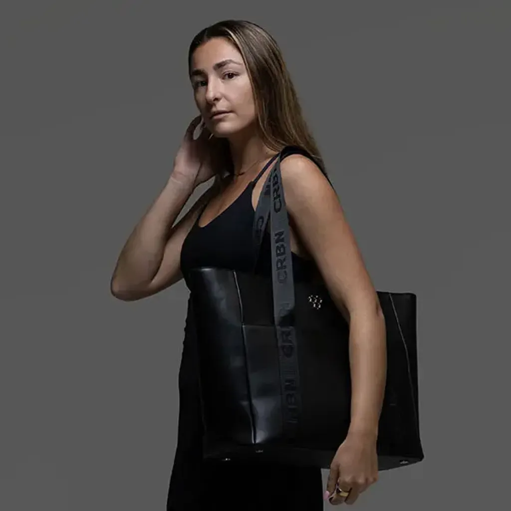 CRBN_ToteBag_Web_Angie_01