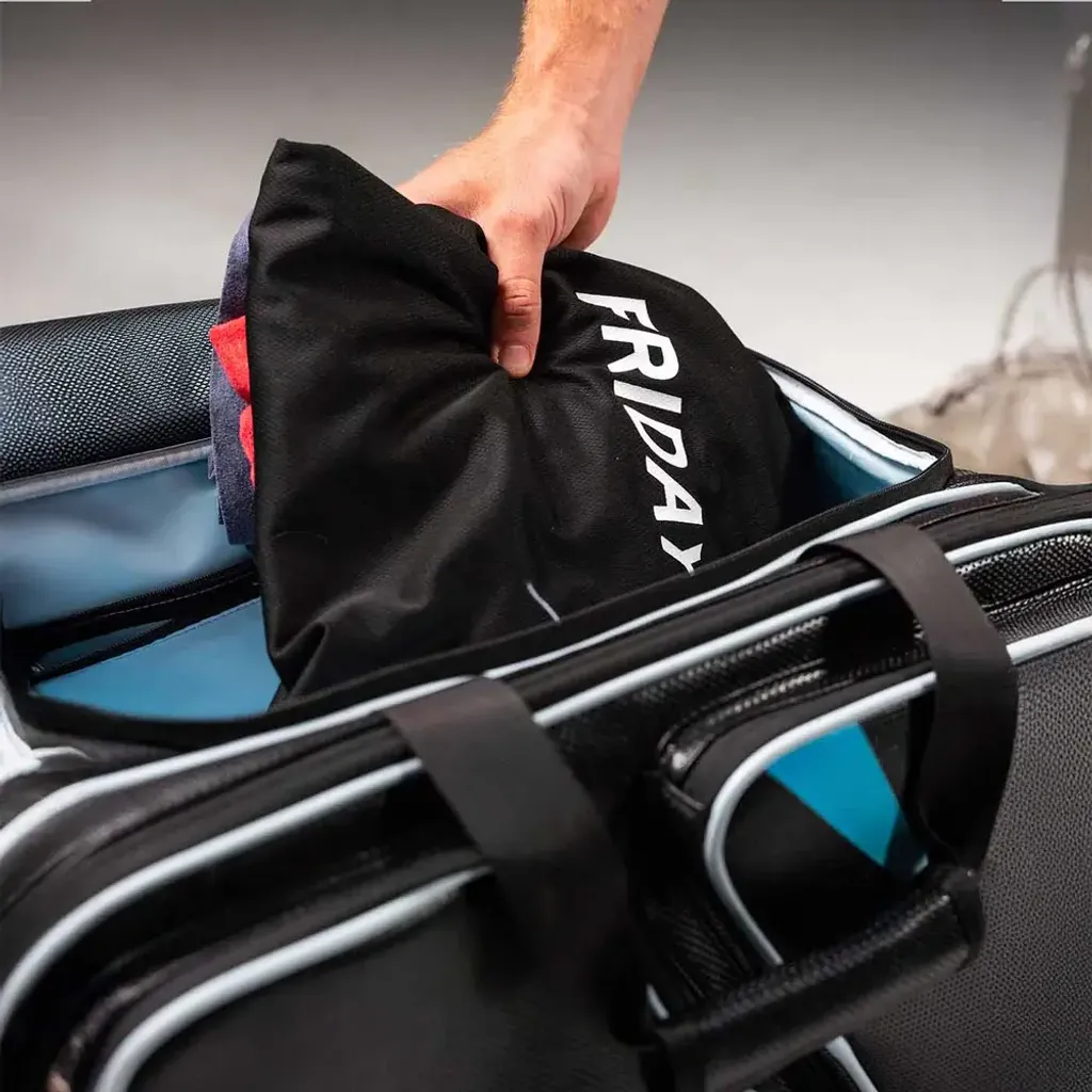tour-bag-shirt