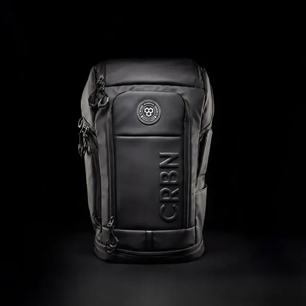 CRBN_Backpack_2.0_BlackBg