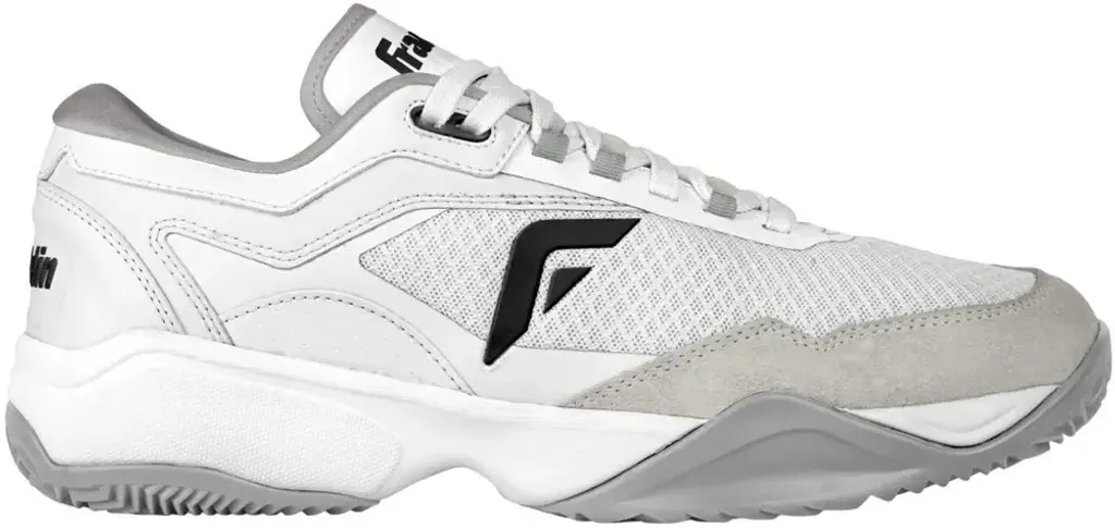 White_shoes_922b4731-ee5f-4741-a403-fb5ad57151eb