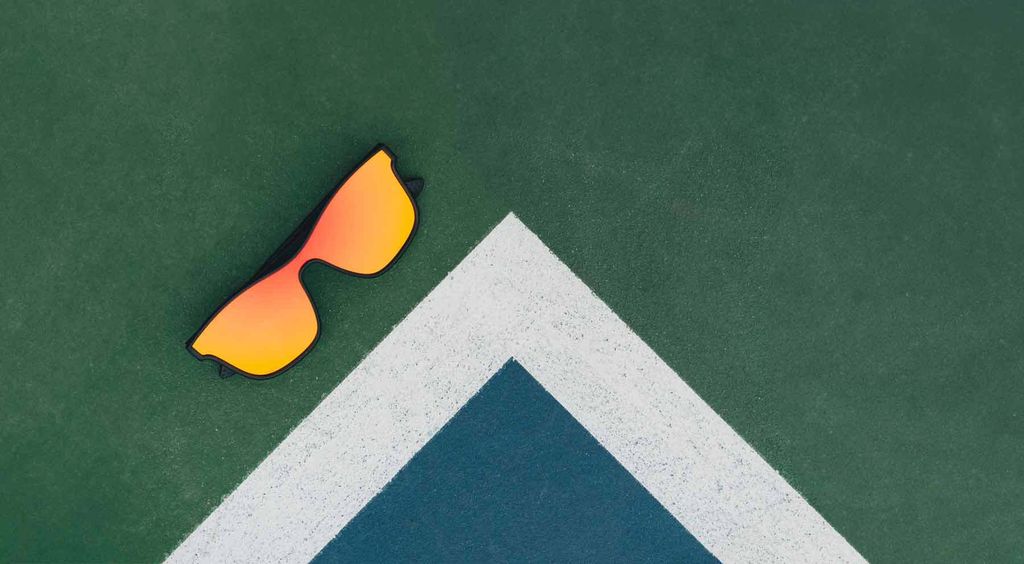 crbn-pickleball-safety-glasses-eyewear-courts-flip_a0966d91-1f0a-43ae-9a91-7b3434827bae