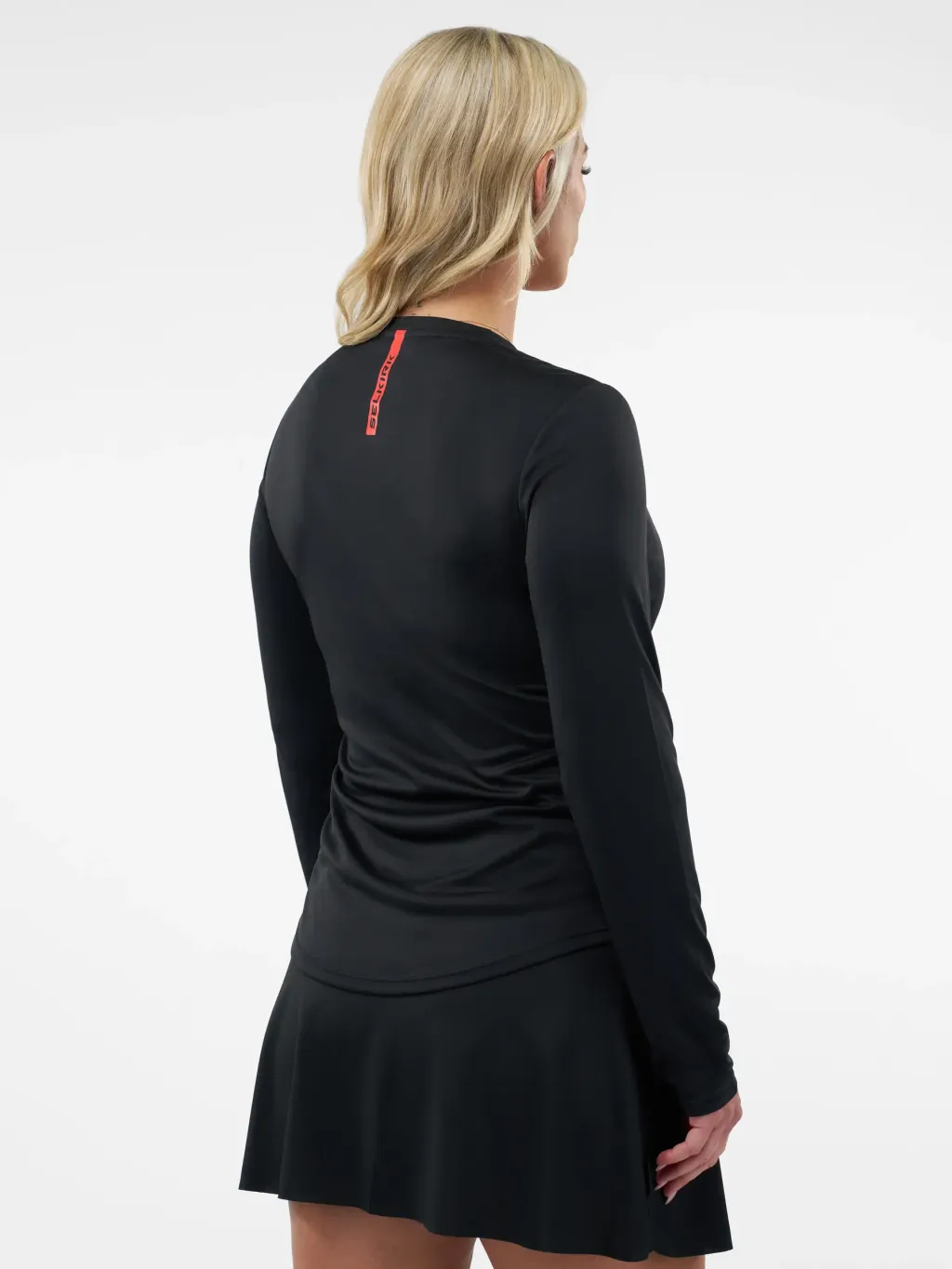selkirk-pickleball-essentials-womens-sportwik-long-sleeve-tee-shirt-black-02