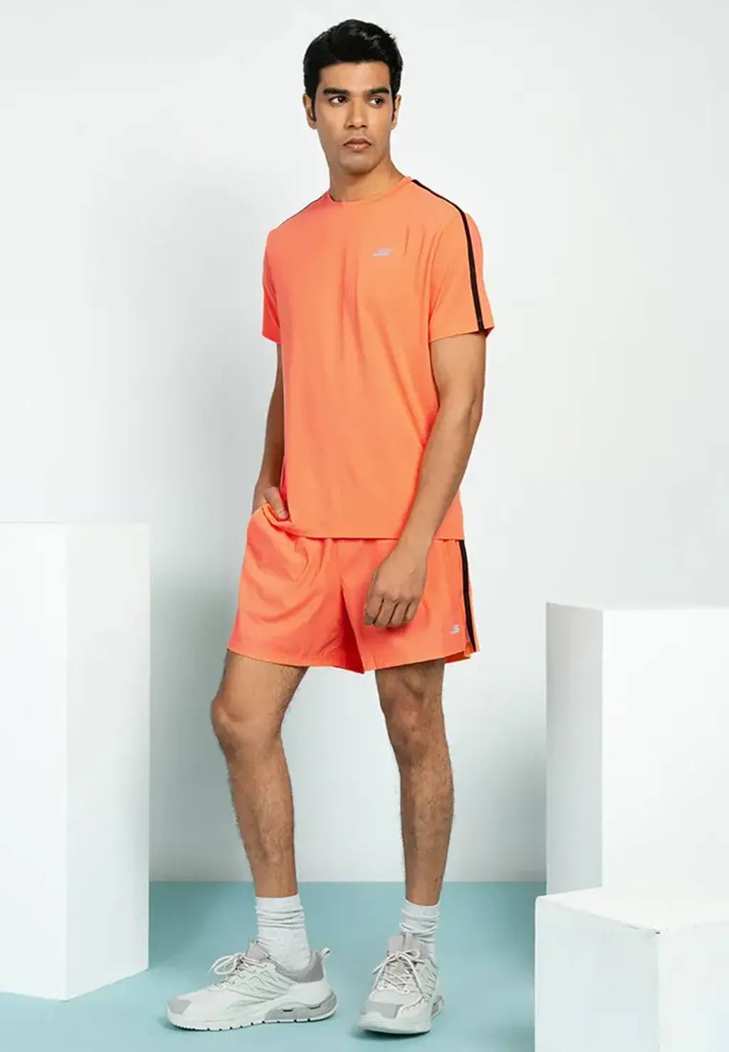 SP325M277_00WL_D_2048x2048