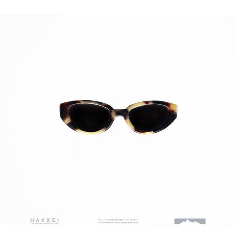 墨鏡Pin正面-白背