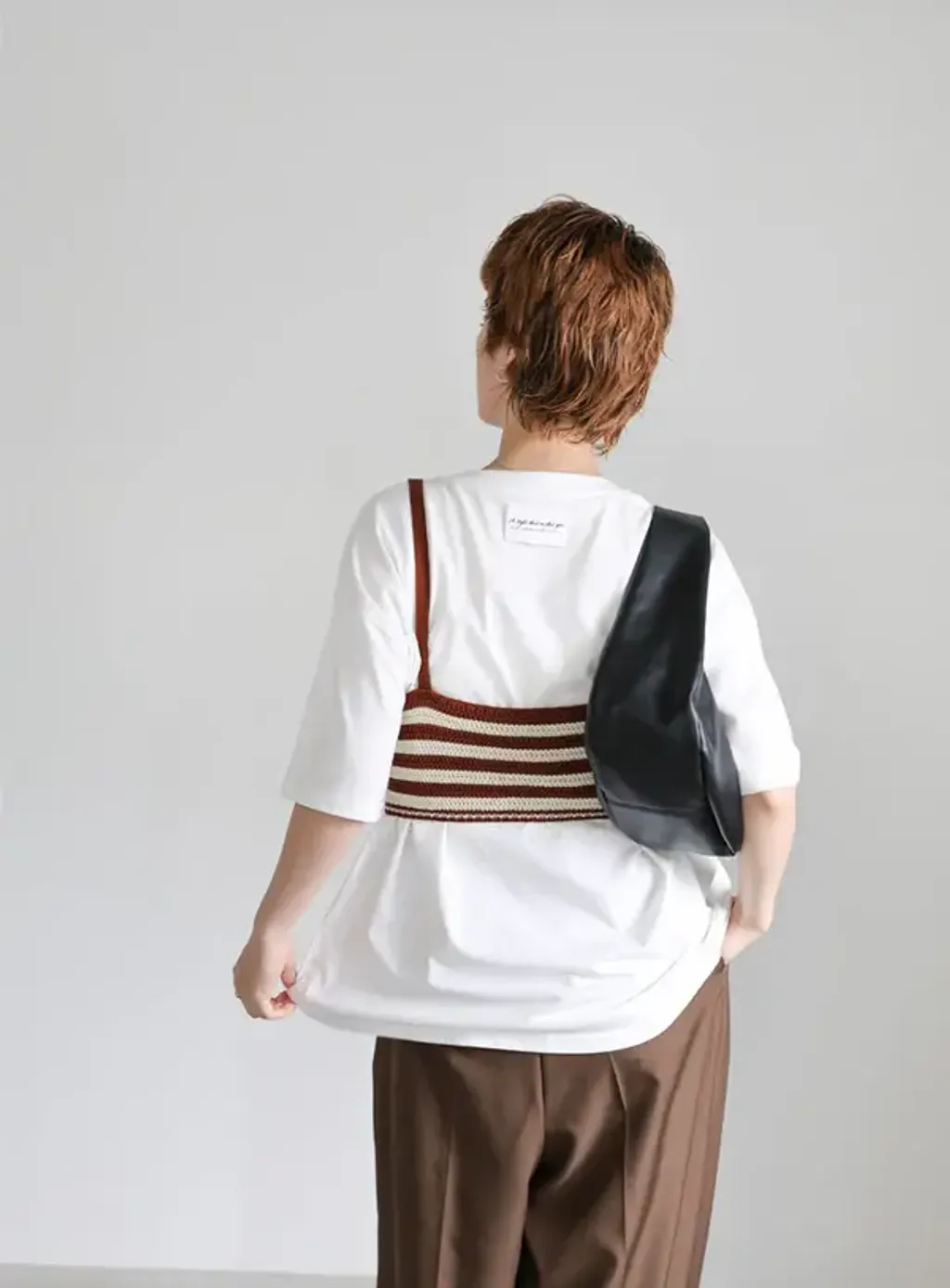 ve225068-_-br-05_600x