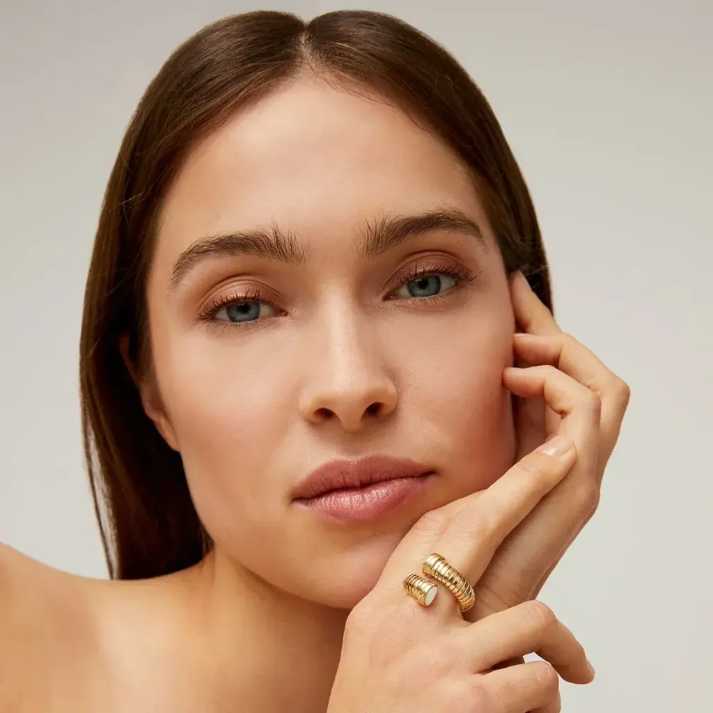 gas_bijoux_ete25_ete_2025_antigone_1608_crop