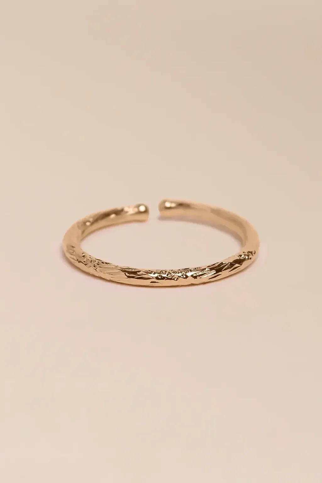 bague-ila-waekura_8d30eff0-21b4-4785-8e6b-0e241becddd7