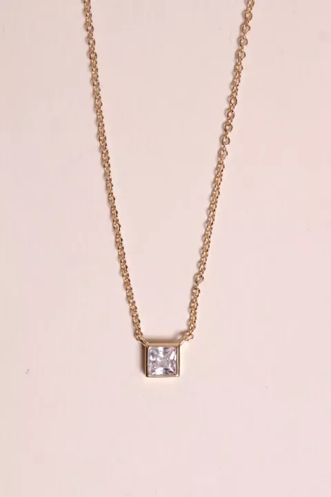 collier-maja-waekura_327045cd-9885-47af-bca2-4a8e4b4a95a2