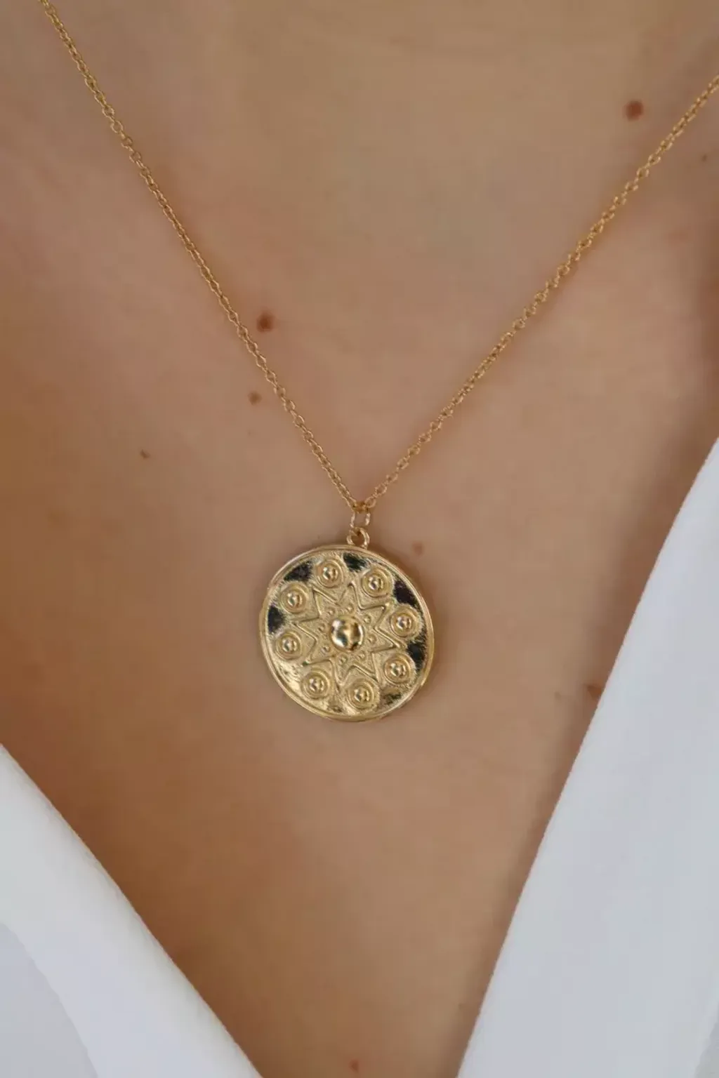 collier-juliane-waekura-zoo