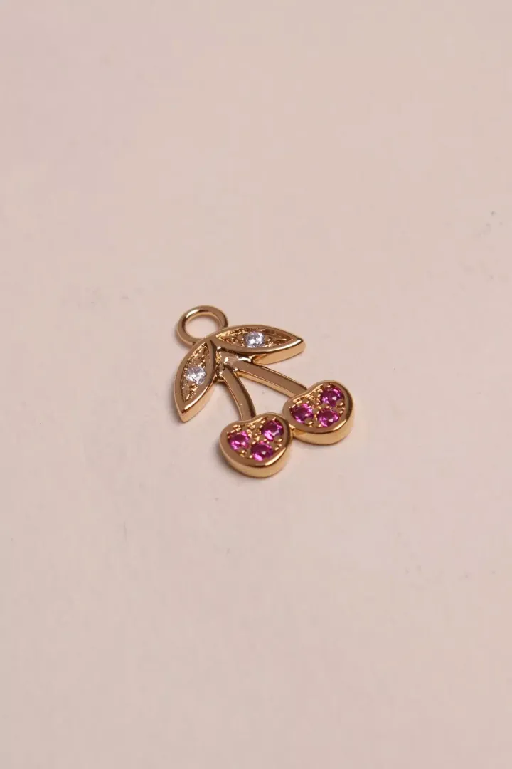 charms-cerise-waekura_bee0dfa0-520a-4825-b830-70df2f2de11c