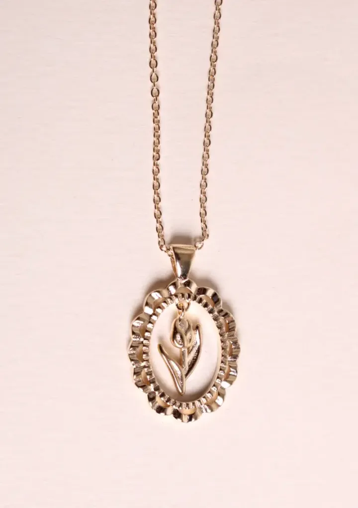 collier-kate-waekura_18a7d1e7-501f-4131-9fc6-8b629e44b8e0