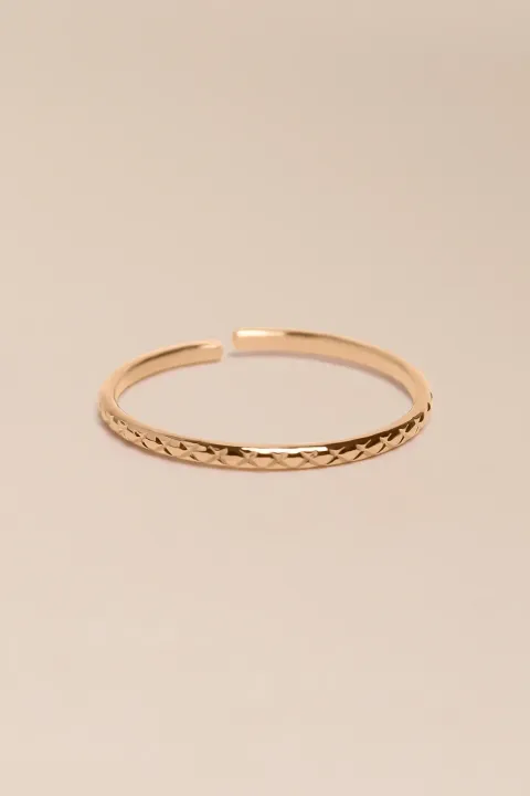 bague-lea-waekura_7dc58a35-9bf2-4e19-8d14-e03b21e73379