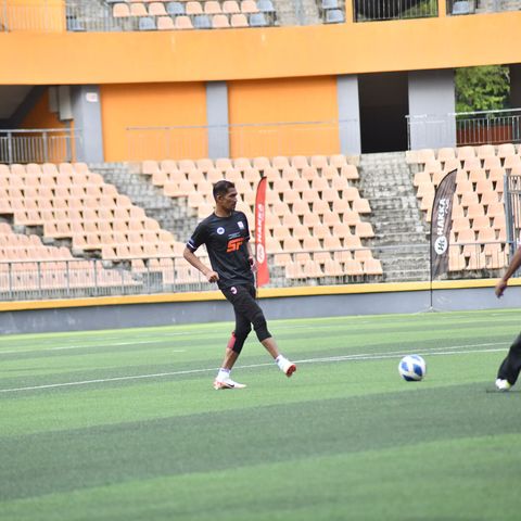 PIALA-PENGERUSI-FELDA-BLACK