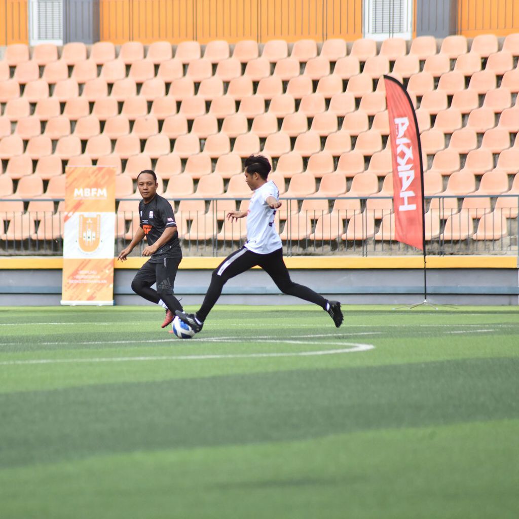 PIALA-PENGERUSI-FELDA-WHITE-3