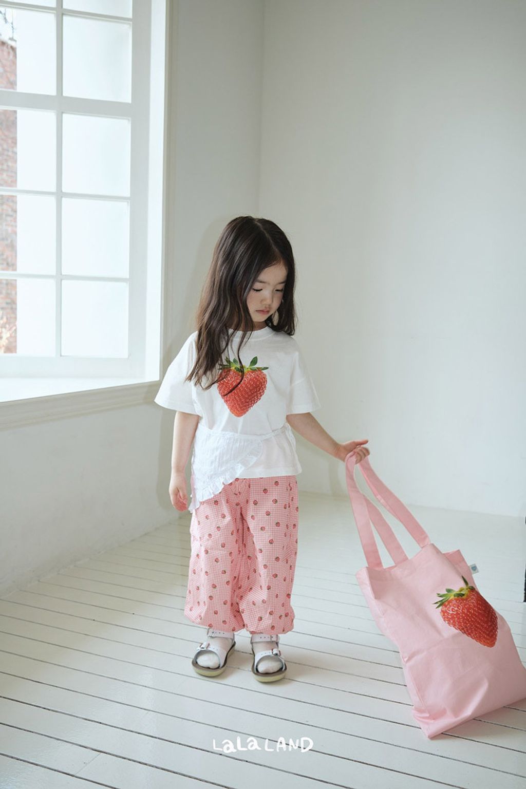 LLNDB61DRX6040225_122F