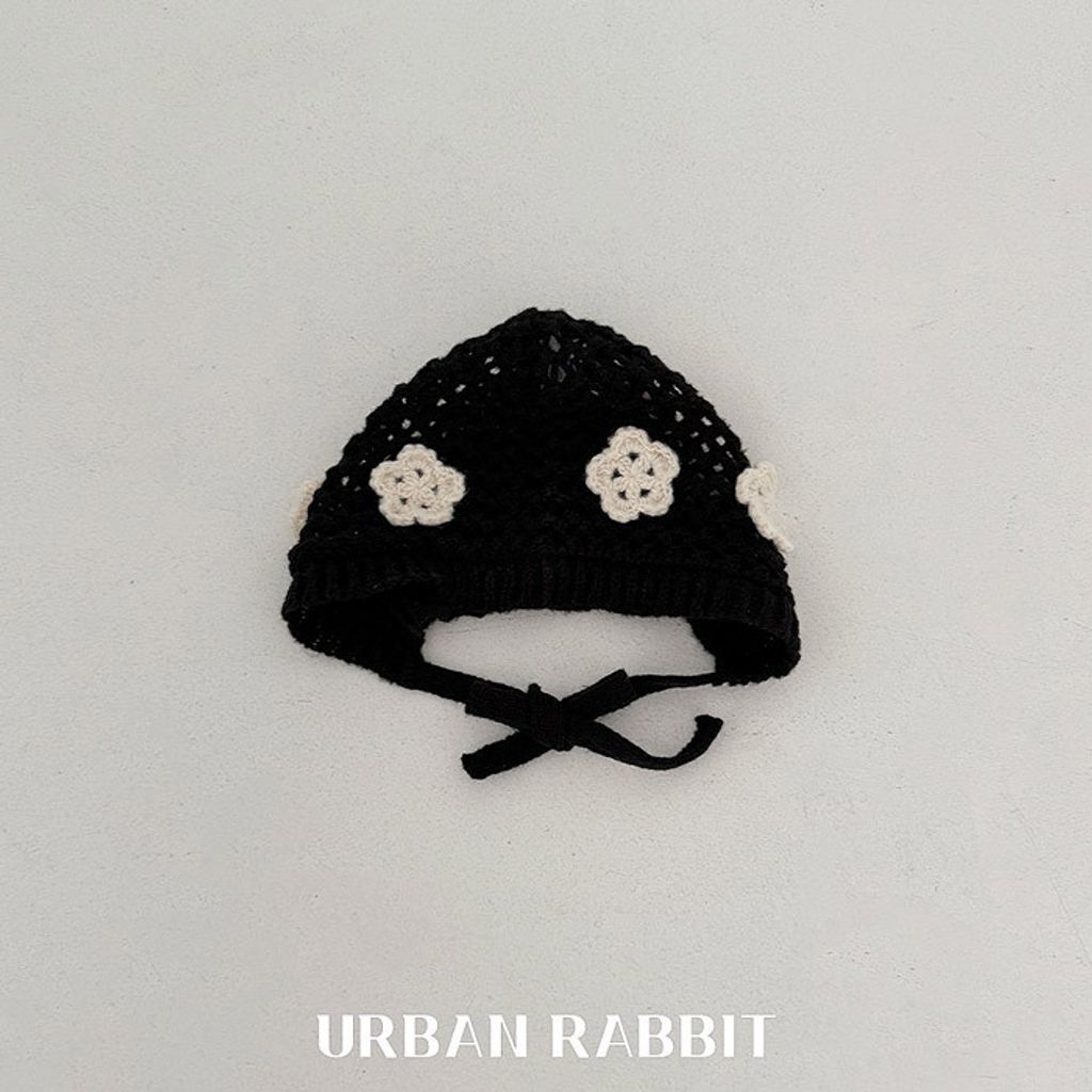 URBN5RBX5072817_140M