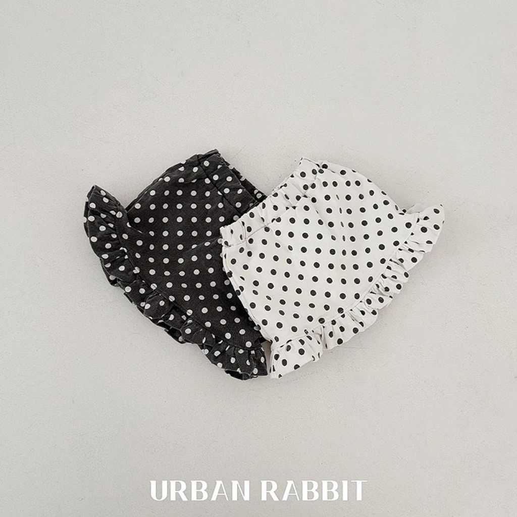 URBN5SKX5072832_126P