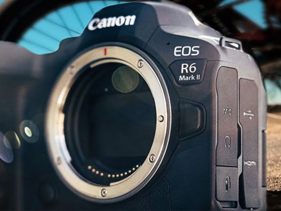 Canon EOS R6 Mark II | KENGDIM