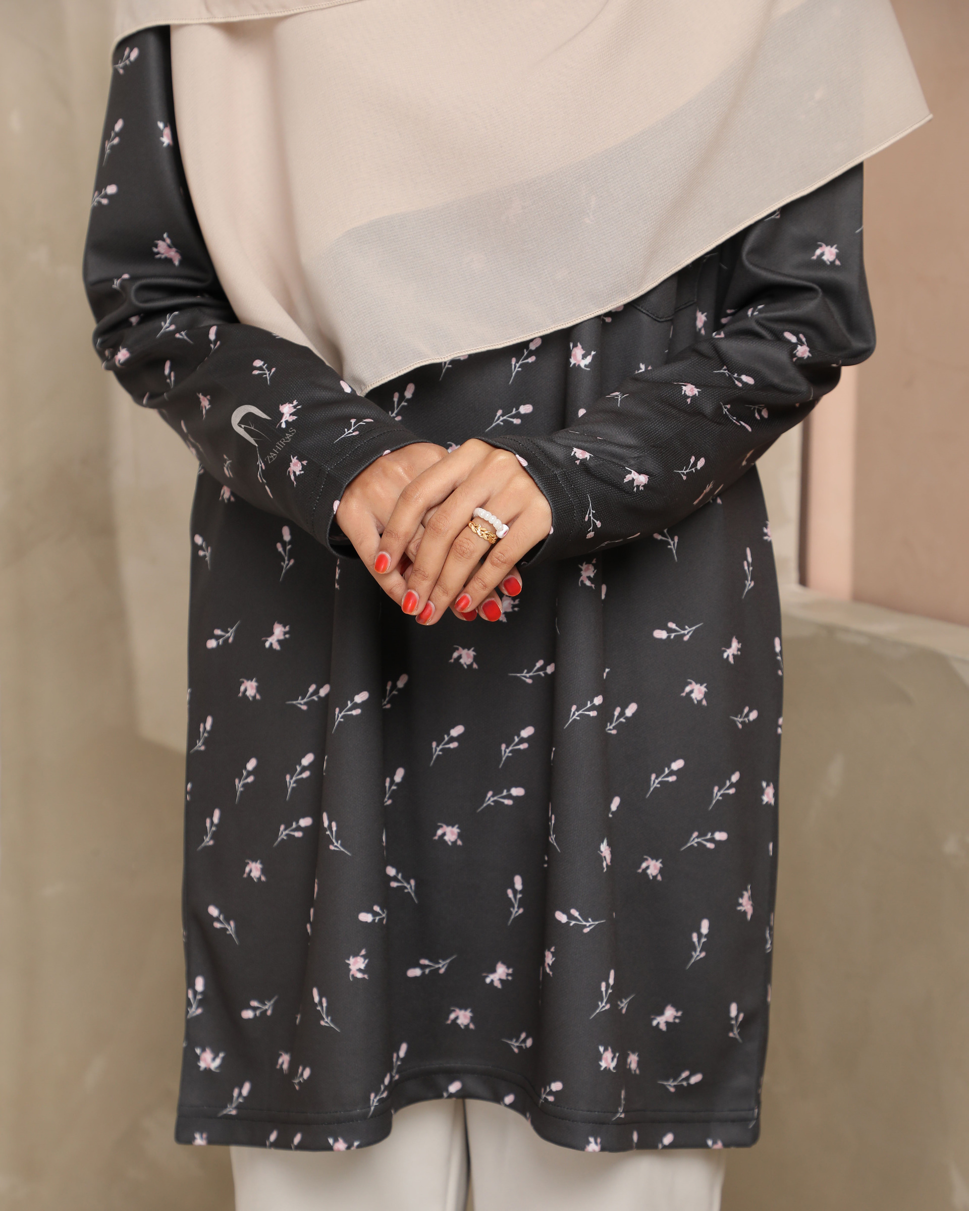 zahiras-jerseymuslimah-dinda-black-2