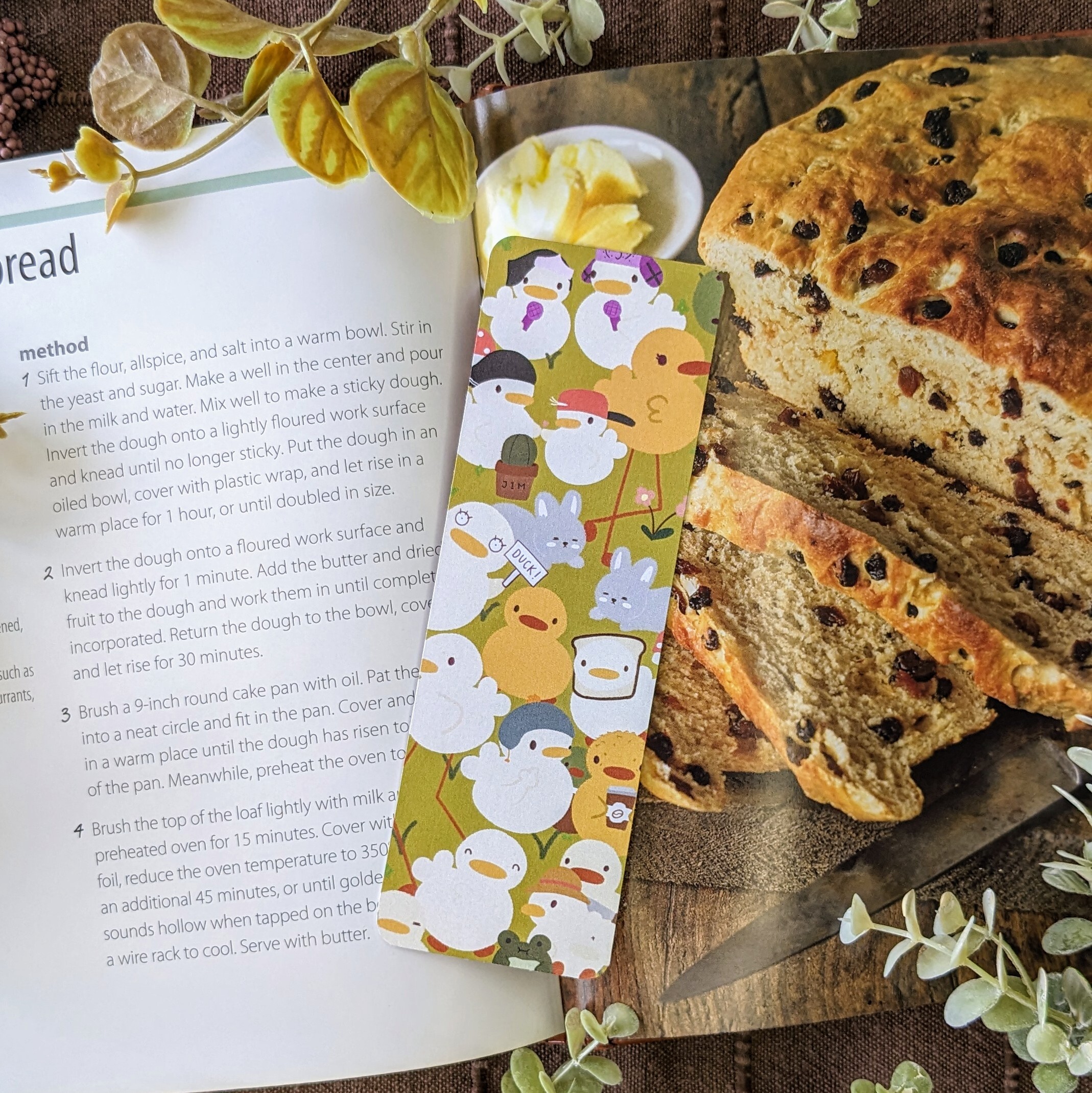 bookmark - paddle crowd