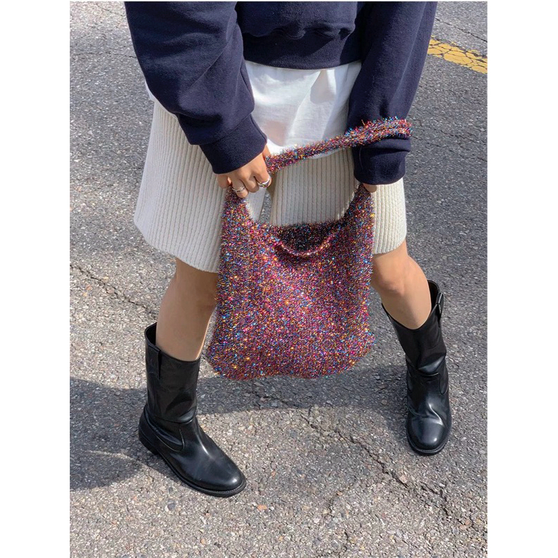 tw-11134207-7r992-loqna4yzg3gc6f