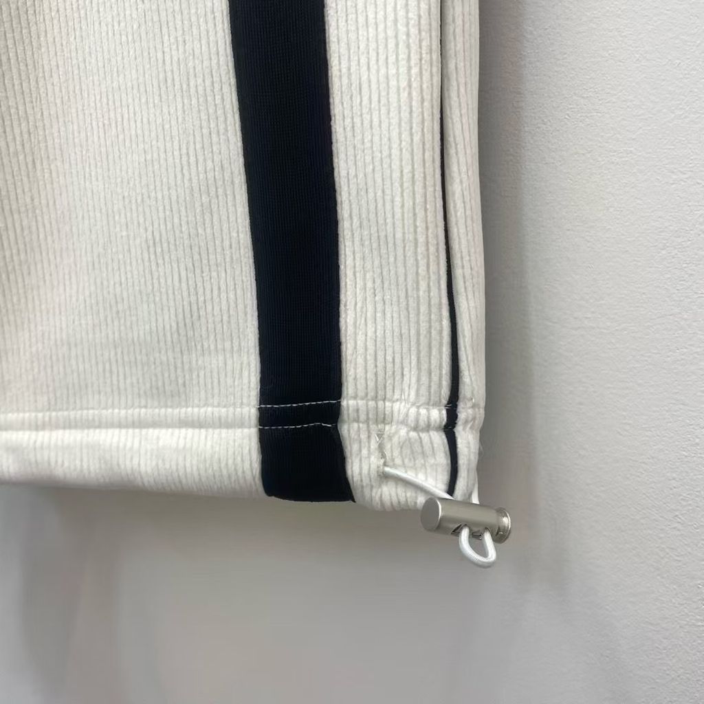 image_9EAE2379-1078-4233-BAA3-F712F094007D_1763475772