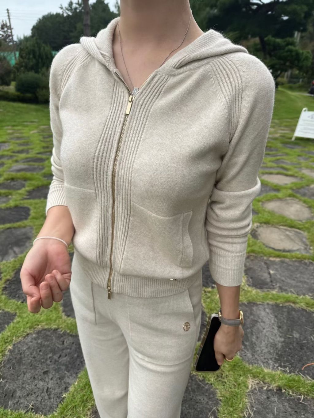 image_27A24878-264B-4C07-8C37-CFB34107218E_1766329014