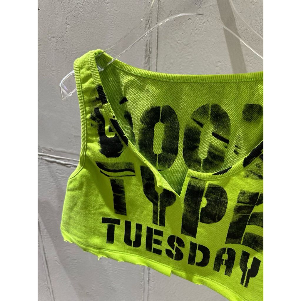 tw-11134207-820l8-mlhk63q44gec3a