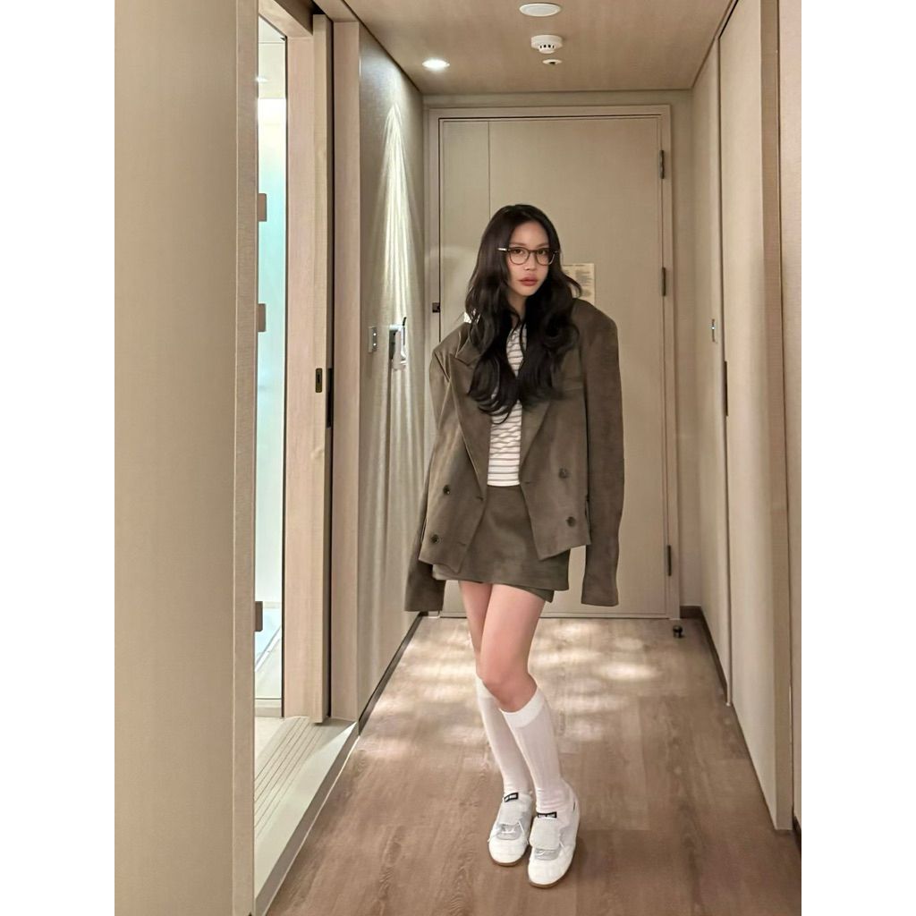 tw-11134207-820la-mlk37smbokch76