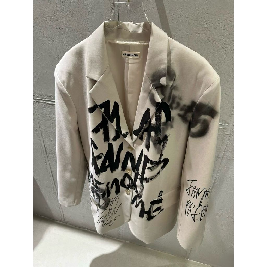 tw-11134207-820lh-ml95fih5qux17d