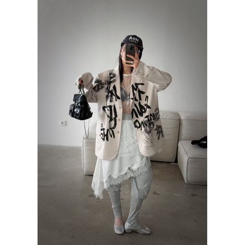 tw-11134207-820lg-ml95d02n9u6cc9