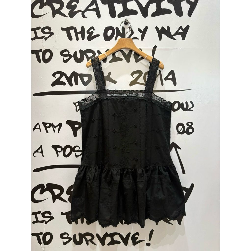 tw-11134207-820lf-mkv5npnb9xc28d