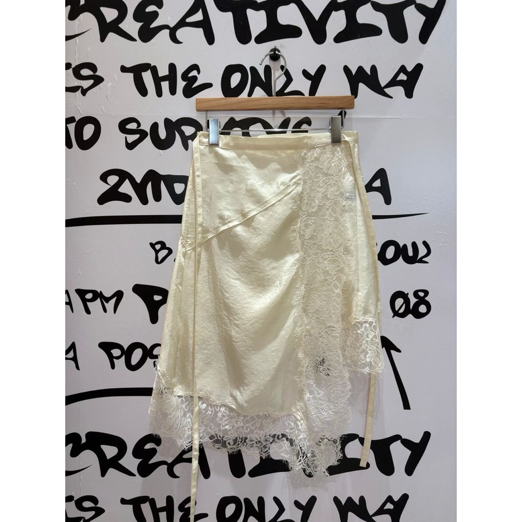 tw-11134207-820l9-mkv82c30i29v7a